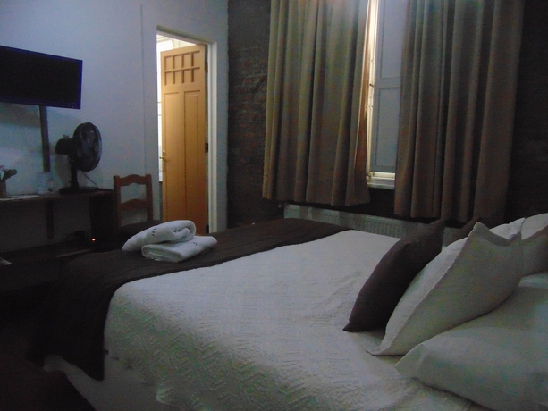 Imagen de la habitación del Hotel Casa Lyon. Foto 3