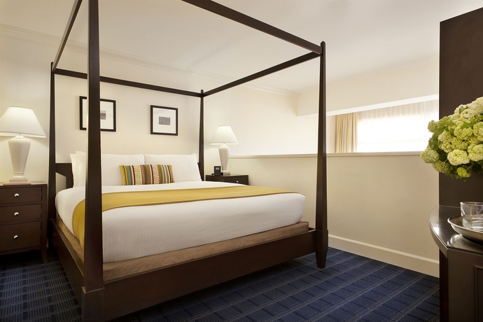 Imagen de la habitación del Hotel Casa Madrona and Spa. Foto 6