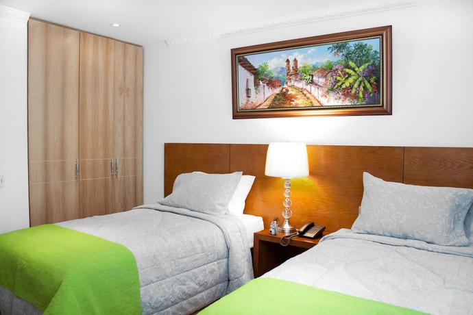 Imagen de la habitación del Hotel Casa Mahanaim. Foto 13