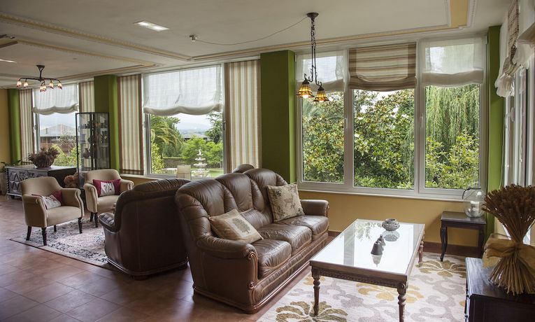 Imagen de los interiores del Hotel Casa Manoli, Vald&eacute;s. Foto 20