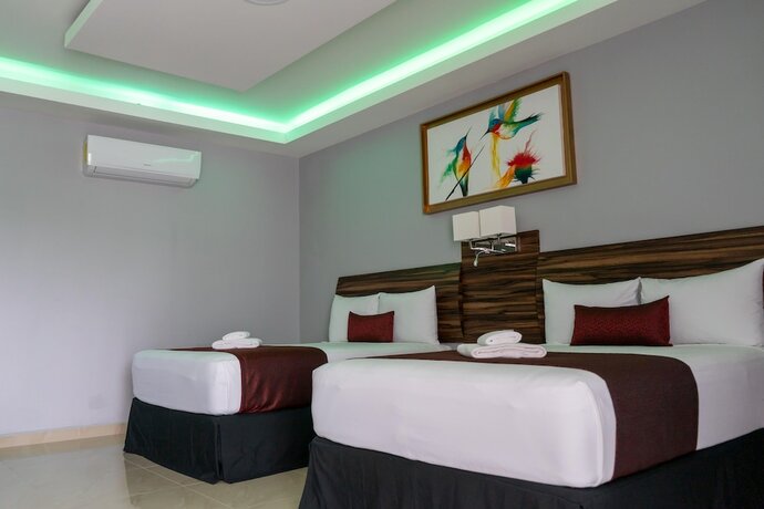 Imagen de la habitación del Hotel Casa Mar&aacute;n. Foto 18