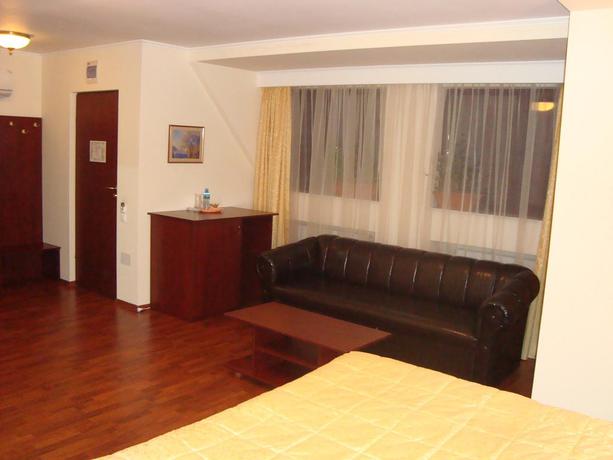 Imagen de la habitación del Hotel Casa Maria Arges. Foto 7