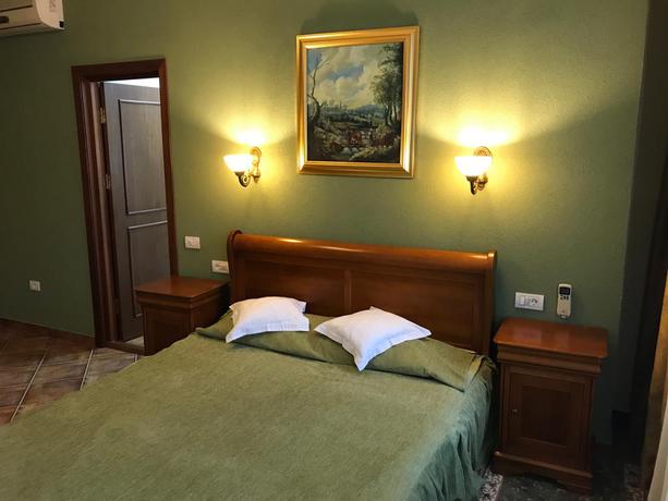 Imagen de la habitación del Hotel Casa Maria Arges. Foto 9