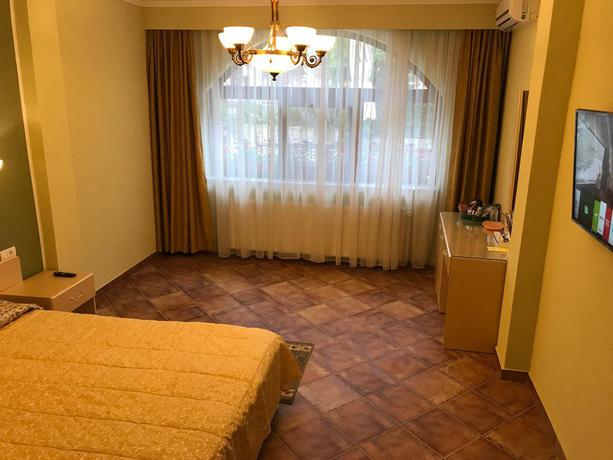 Imagen de la habitación del Hotel Casa Maria Arges. Foto 10