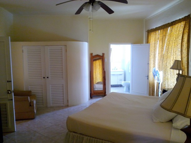 Imagen de la habitación del Hotel Casa Maria, Little Bay. Foto 6