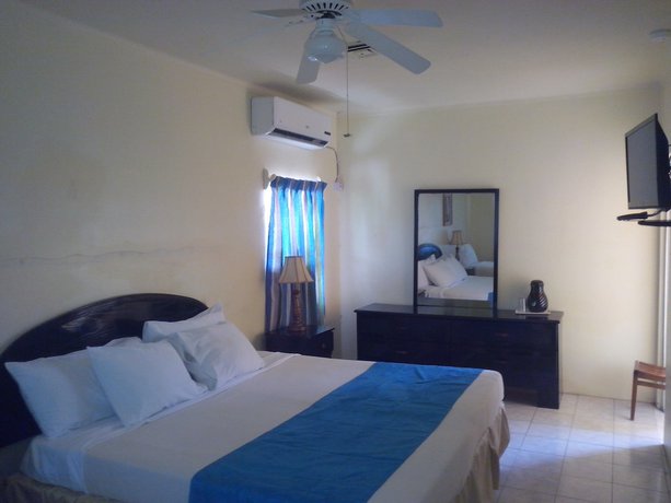 Imagen de la habitación del Hotel Casa Maria, Little Bay. Foto 12