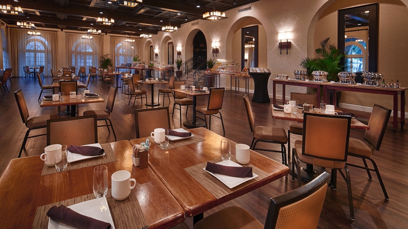 Imagen del bar/restaurante del Hotel Casa Marina Key West, Curio Collection By Hilton. Foto 4