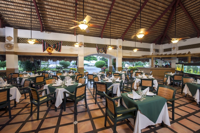 Imagen del bar/restaurante del Hotel Casa Marina Sosua, Trademark by Wyndham All Inclusive. Foto 4
