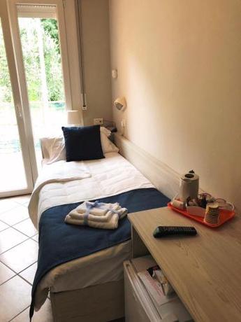 Imagen de la habitación del Hotel Casa Marinella. Foto 4