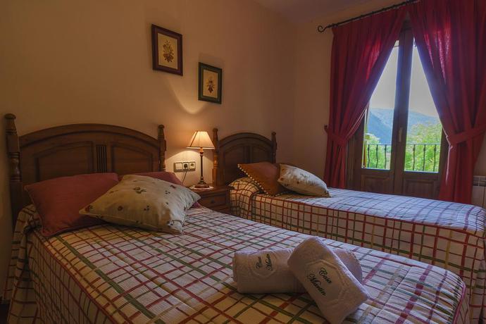 Imagen de la habitación del Hotel Casa Martín Ordesa. Foto 2