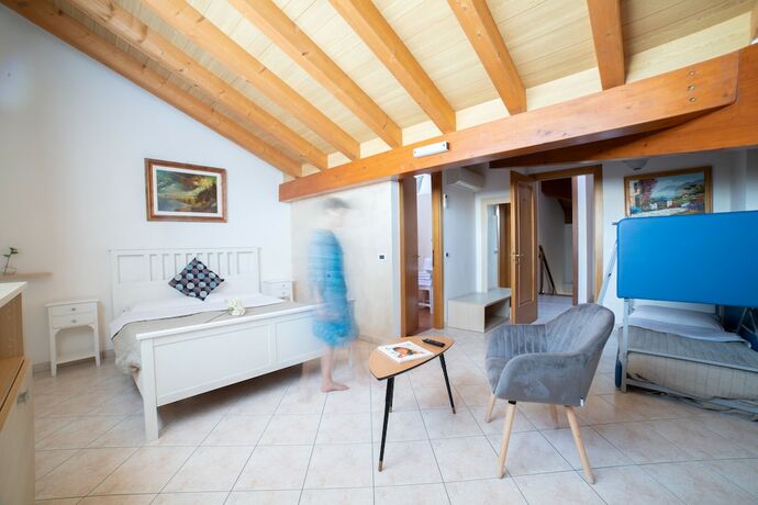 Imagen de la habitación del Hotel Casa Merano Residence and Restaurant Bibione Centro. Foto 12