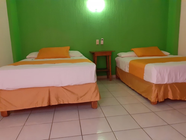 Imagen de la habitación del Hotel Casa Mexicana Barra de Navidad. Foto 2