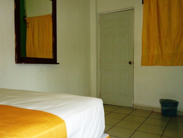 Imagen de la habitación del Hotel Casa Mexicana Barra de Navidad. Foto 14