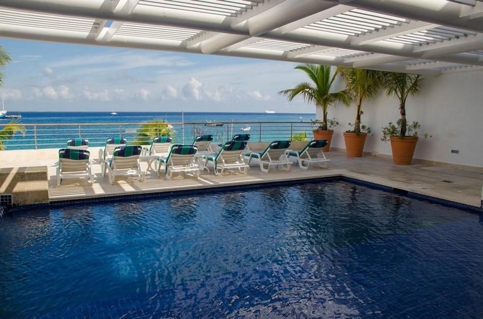 Imagen de la piscina del Hotel Casa Mexicana Cozumel. Foto 14