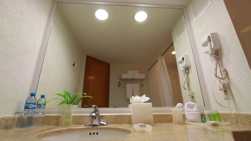 Imagen de la habitación del Hotel Casa Mexicana Cozumel. Foto 6