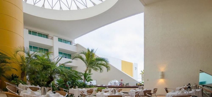 Imagen del bar/restaurante del Hotel Casa Mexicana Cozumel. Foto 2