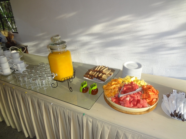 Imagen del bar/restaurante del Hotel Casa Mia, Antigua Guatemala. Foto 4