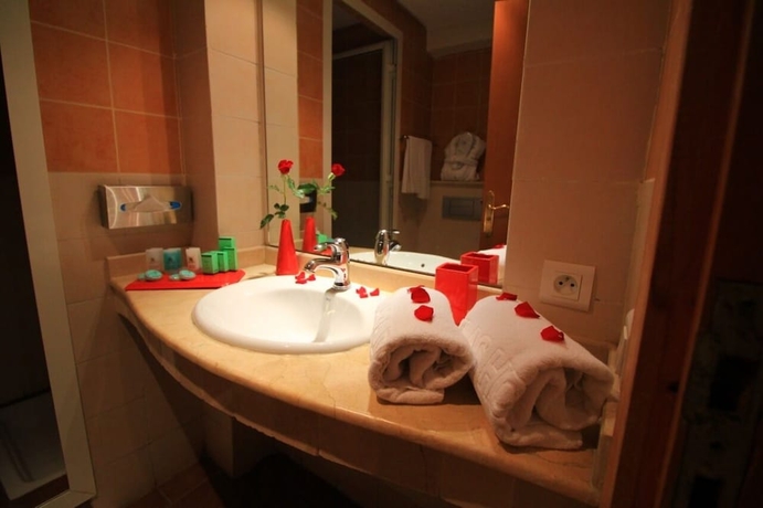 Imagen de la habitación del Hotel Casa Mia Family Suite. Foto 11