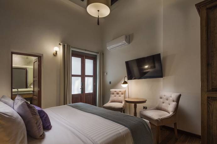 Imagen de la habitación del Hotel Casa Monarca. Foto 6
