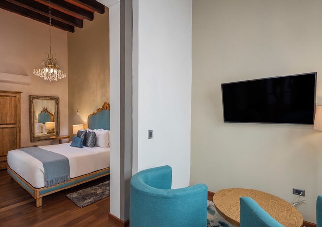 Imagen de la habitación del Hotel Casa Monarca. Foto 8