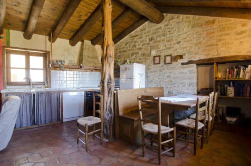 Imagen de la habitación del Hotel Casa Mur de Alujan. Foto 16