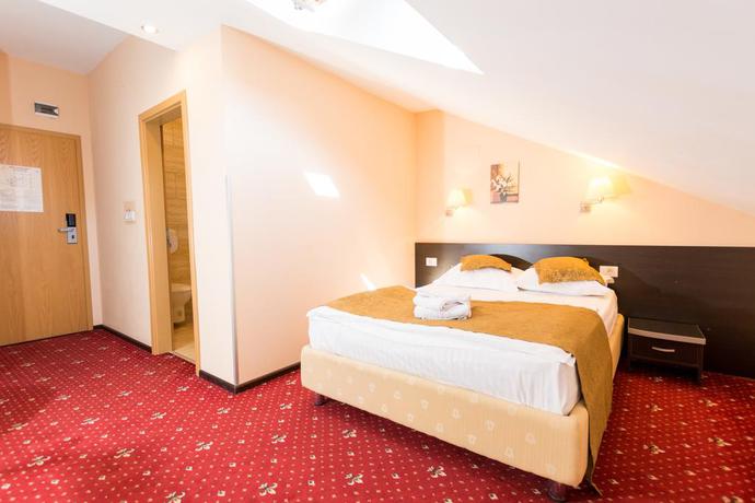 Imagen general del Hotel Casa Muresan. Foto 6