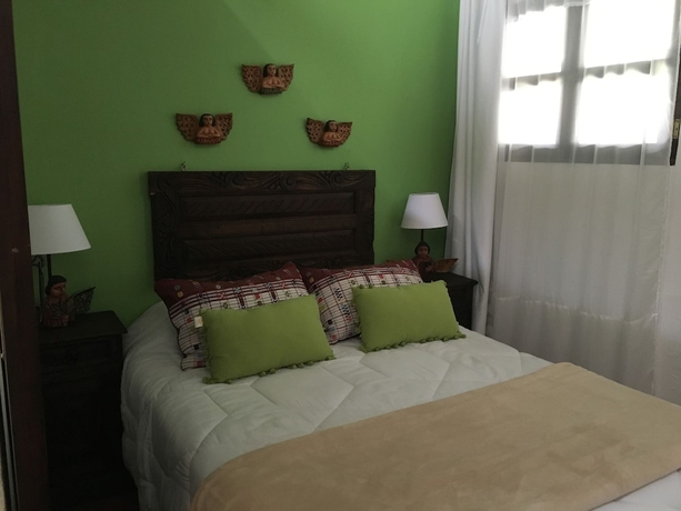 Imagen de la habitación del Hotel Casa Naranjo. Foto 5