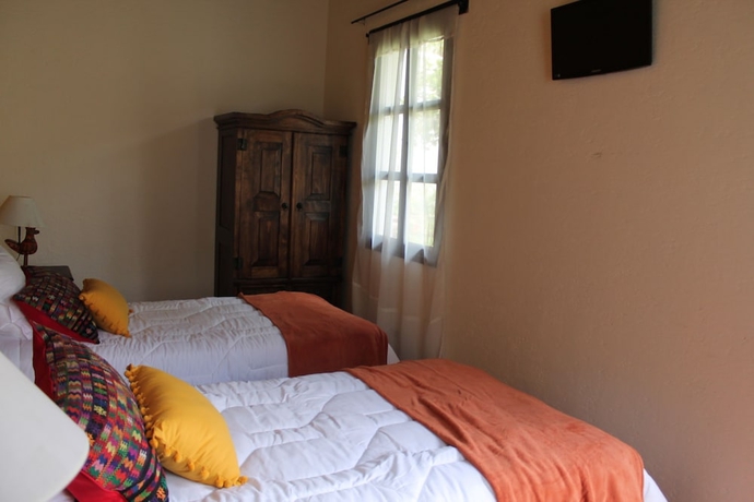 Imagen de la habitación del Hotel Casa Naranjo. Foto 8