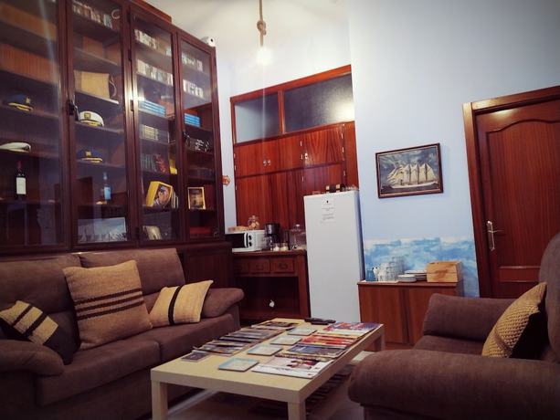 Imagen de los interiores del Hotel Casa Nautilus Cadiz. Foto 18