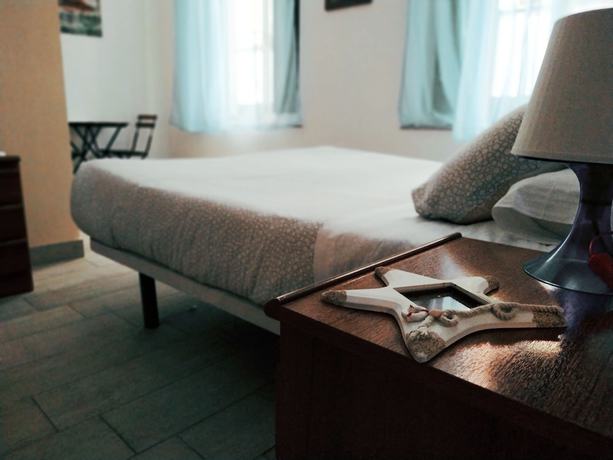 Imagen de la habitación del Hotel Casa Nautilus Cadiz. Foto 4