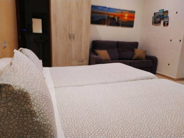 Imagen de la habitación del Hotel Casa Nautilus Cadiz. Foto 9