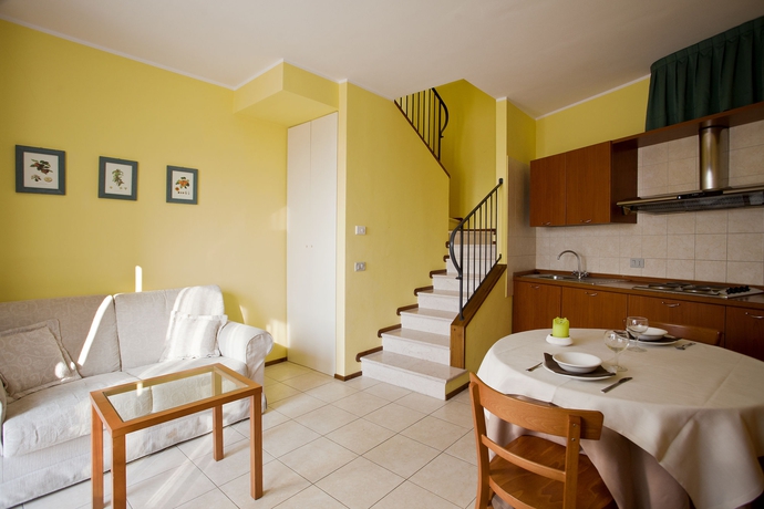 Imagen de la habitación del Hotel Casa Oliva Borgo del Benessere delle Marche. Foto 7