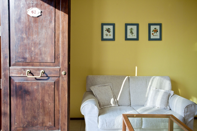 Imagen de la habitación del Hotel Casa Oliva Borgo del Benessere delle Marche. Foto 11