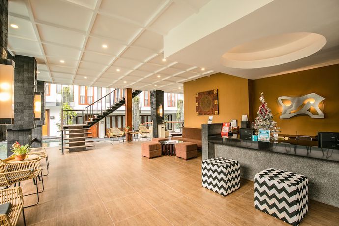Imagen de los interiores del Hotel Casa Padma Suites Legian. Foto 15