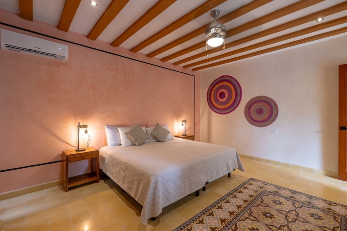 Imagen de la habitación del Hotel Casa Pakal. Foto 4