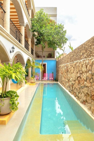 Imagen de la piscina del Hotel Casa Pakal. Foto 15