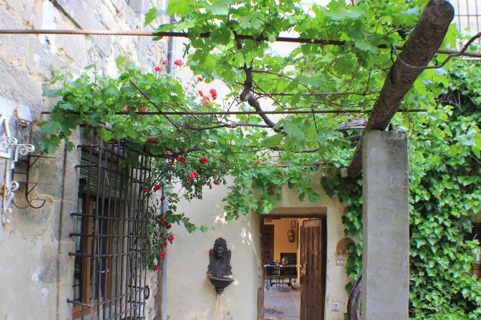 Imagen general del Hotel Casa Palacio Conde De Garcinarro. Foto 5