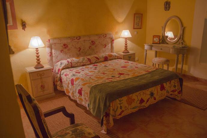 Imagen general del Hotel Casa Palacio Conde De Garcinarro. Foto 7