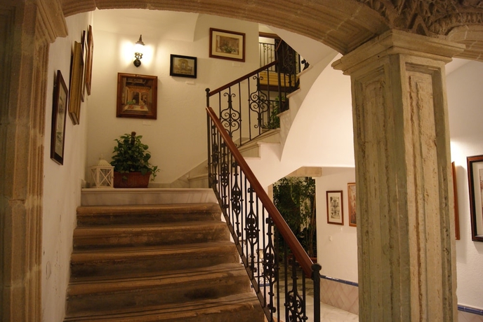Imagen de la habitación del Hotel Casa Palacio De Los Leones. Foto 10