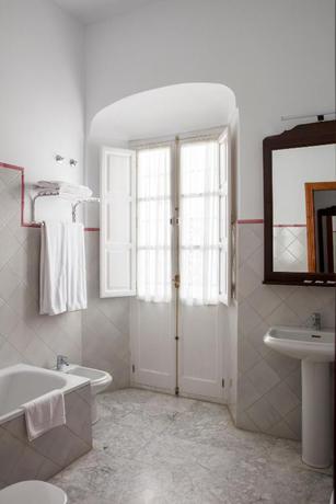 Imagen de la habitación del Hotel Casa Palacio Medina Sidonia. Foto 9