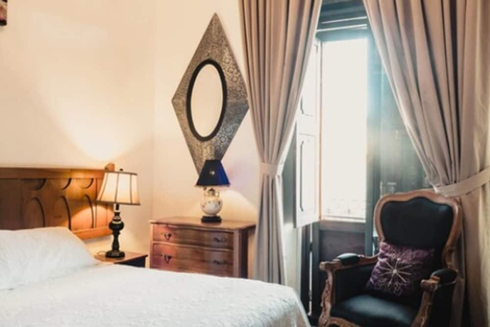 Imagen de la habitación del Hotel Casa Pedro Loza. Foto 7