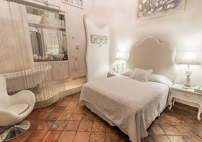 Imagen de la habitación del Hotel Casa Pedro Loza. Foto 11