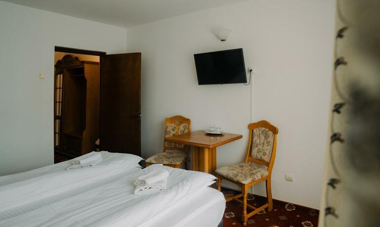 Imagen general del Hotel Casa Pelerinul. Foto 11