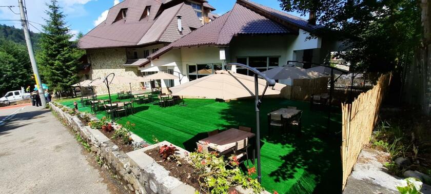 Imagen general del Hotel Casa Pelerinul. Foto 27