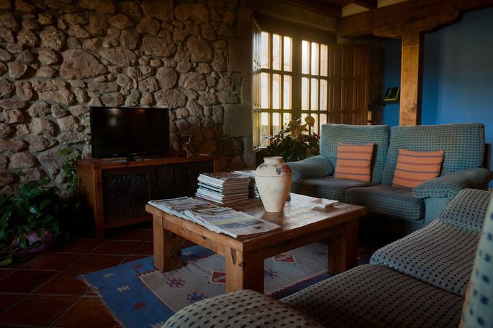 Imagen de los interiores del Hotel Casa Peluaga. Foto 6