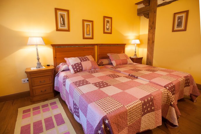 Imagen de la habitación del Hotel Casa Peluaga. Foto 5