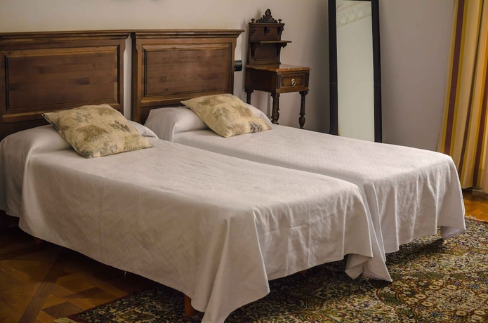 Imagen de la habitación del Hotel Casa Pizarro, Cáceres. Foto 2