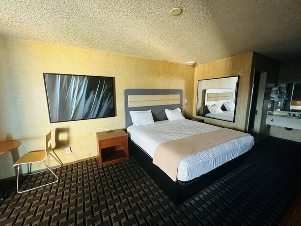 Imagen general del Hotel Casa Playa Inn and Suites Stanton Anaheim Area. Foto 6
