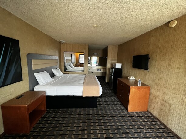 Imagen de la habitación del Hotel Casa Playa Inn and Suites Stanton Anaheim Area. Foto 16