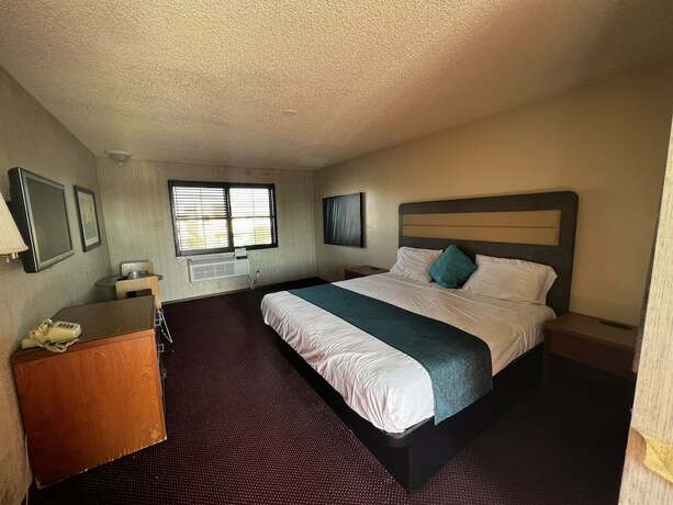 Imagen de la habitación del Hotel Casa Playa Inn and Suites Stanton Anaheim Area. Foto 19